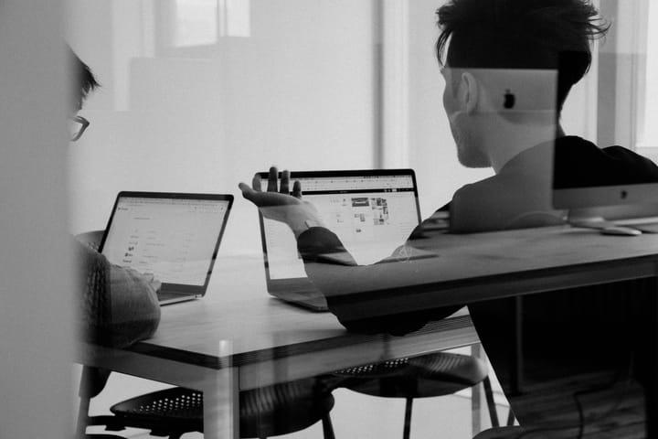 Email Marketing Agency vs. In-House: Which One's Right for Your Business?